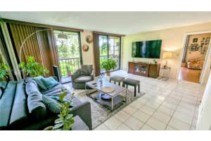 9678 Fontainebleau Blvd APT 206, Miami, FL 33172, Sold 12/16/24