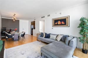 350 SE 2nd St APT 2580, Fort Lauderdale, FL 33301, Sold 12/16/24