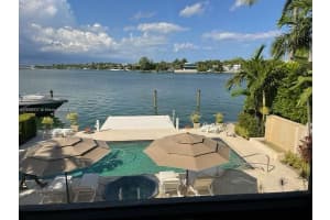279 N Hibiscus Dr, Miami Beach