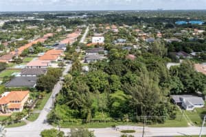 17391 SW 92nd Ct, Palmetto Bay, FL 33157, Sold 04/17/25