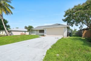 371 SE Fairchild Ave, Port St. Lucie, FL 34984, Sold 02/03/25