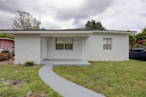 425 NW 133rd St, North Miami, FL 33168, Sold 07/09/25