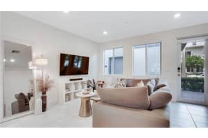6453 NW 102nd Path Apartment 105, Doral, FL 33178, Sold 11/13/24