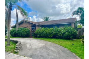 4642 NW 94th Ave, Sunrise, FL 33351, Sold 11/26/24