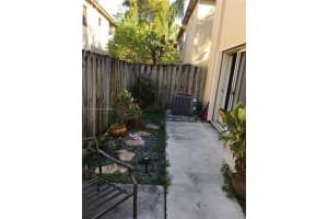 16210 Emerald Cove Rd, Weston, FL 33331, Sold 11/15/24