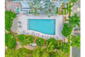 7914 Harbor Island Dr APT 104, North Bay Village, FL 33141, Sold 12/02/24