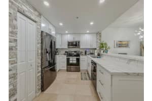 7914 Harbor Island Dr APT 104, North Bay Village, FL 33141, Sold 12/02/24