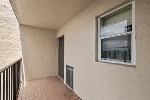 3300 W Rolling Hills Cir APT 701, Davie, FL 33328, Sold 12/06/24