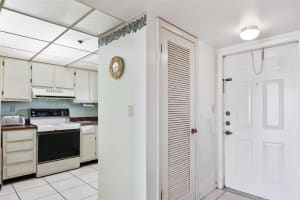 3300 W Rolling Hills Cir APT 701, Davie, FL 33328, Sold 12/06/24