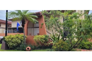 10009 NW 9th St Cir Apt 4-15, Miami, FL 33172, Sold 01/28/25