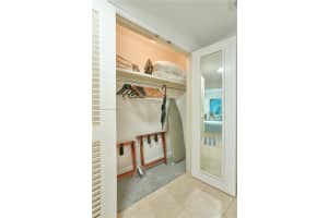 455 Grand Bay Dr # 517, Key Biscayne, FL 33149, Sold 05/27/25