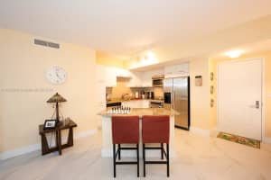 510 NW 84th Ave APT 407, Plantation, FL 33324, Sold 01/28/25