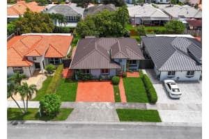 909 NW 135th Ct, Miami, FL 33182, Sold 03/06/25