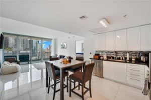 92 SW 3rd St APT 1203, Miami, FL 33130, Sold 05/16/25