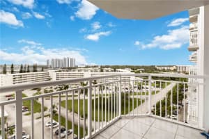 18041 Biscayne Blvd APT 1003, Aventura, FL 33160, Sold 11/01/24