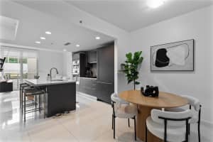 7661 NW 107th Ave Apt 304, Doral, FL 33178, Sold 05/29/25