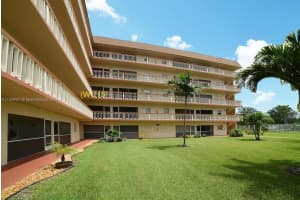 5300 Washington St APT W213, Hollywood, FL 33021, Sold 12/05/24