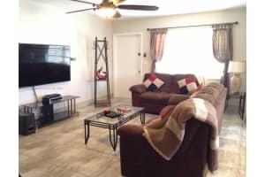 5300 Washington St APT W213, Hollywood, FL 33021, Sold 12/05/24