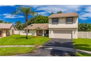 14561 Fairfax Pl, Davie, FL 33325, Sold 10/31/24