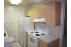10786 N Kendall Dr APT D13, Miami, FL 33176, Sold 11/01/24