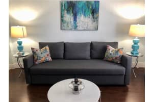 3030 Collins Ave APT 3E, Miami Beach, FL 33140, - MLS#A11659583