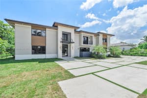 7530 SW 62nd St, Miami, FL 33143, Sold 01/28/25