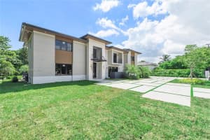7530 SW 62nd St, Miami, FL 33143, Sold 01/28/25