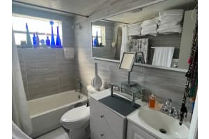 626 Meridian Ave APT 6, Miami Beach, FL 33139, Sold 03/25/25
