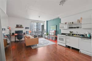 690 SW 1st Ct APT 2730, Miami, FL 33130, - MLS#A11659802