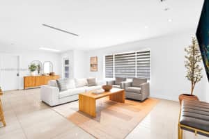 14530 Sabal Dr, Miami Lakes, FL 33014, Sold 12/06/24