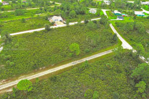 642 Vasser Ave S Lehigh Acres, FL 33974 - MLS#A11659918
