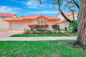 9521 NW 18th Pl, Plantation, FL 33322, Sold 01/06/25
