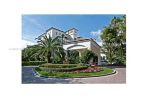3700 Island Blvd C202, Aventura