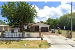 2210 NW 4th St, Pompano Beach, FL 33069, Sold 01/17/25