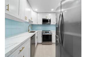 303 West Ave, Miami Beach, FL 33139, Sold 01/31/25