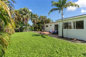 9315 SW 44th St, Miami, FL 33165, Sold 03/21/25