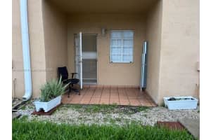 17405 NW 75th Pl, Hialeah, FL 33015, Sold 10/28/24