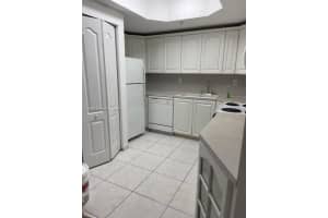 17405 NW 75th Pl, Hialeah, FL 33015, Sold 10/28/24