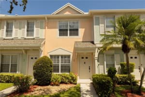 68 Simonton Cir, Weston, FL 33326, Sold 11/22/24