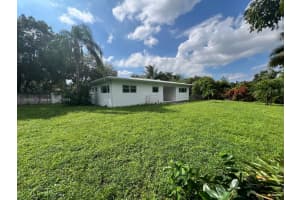 241 Pocatella St, Miami Springs, FL 33166, Sold 09/16/24