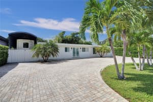 1910 N Hibiscus Dr, North Miami, FL 33181, - MLS#A11660508