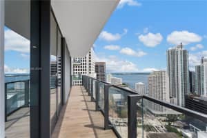 68 SE 6th St Apt 3102, Miami, FL 33131, Sold 07/09/25