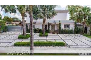 7879 NW 173rd St, Hialeah, FL 33015, Sold 12/20/24