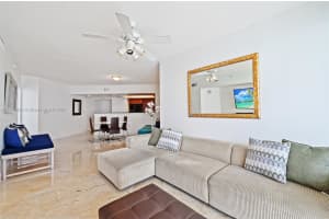 16699 Collins Ave APT 2010, Sunny Isles Beach, FL 33160, Sold 11/04/24