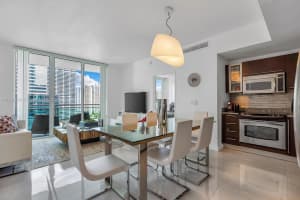 950 Brickell Bay Dr APT 1806, Miami, FL 33131, Sold 01/24/25