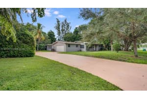 7425 SW 126th St, Pinecrest, FL 33156, Sold 08/29/25