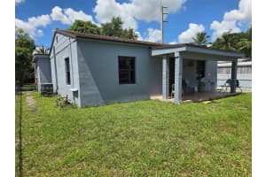 1060 Pasco Jose De La Luz Y Caballero Ct, Miami, FL 33125, Sold 12/05/24