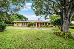 8750 SW 142nd St, Palmetto Bay, FL 33176, Sold 11/13/24