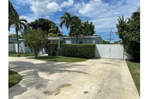 9801 SW 54th St, Miami, FL 33165, Sold 11/08/24