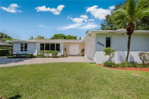 8335 SW 157th St, Palmetto Bay, FL 33157, Sold 12/27/24